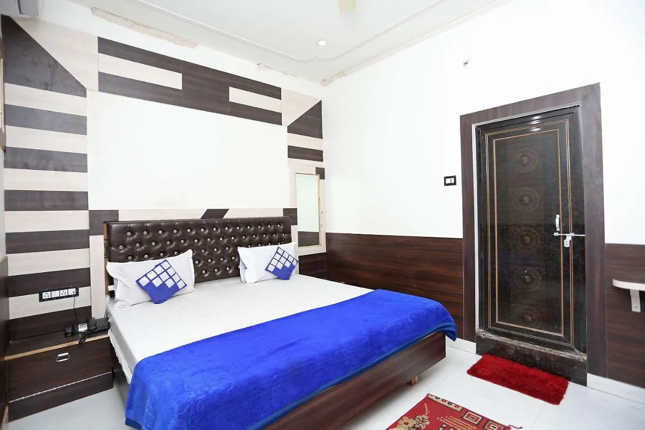 Ashiyana Guest House Varanasi