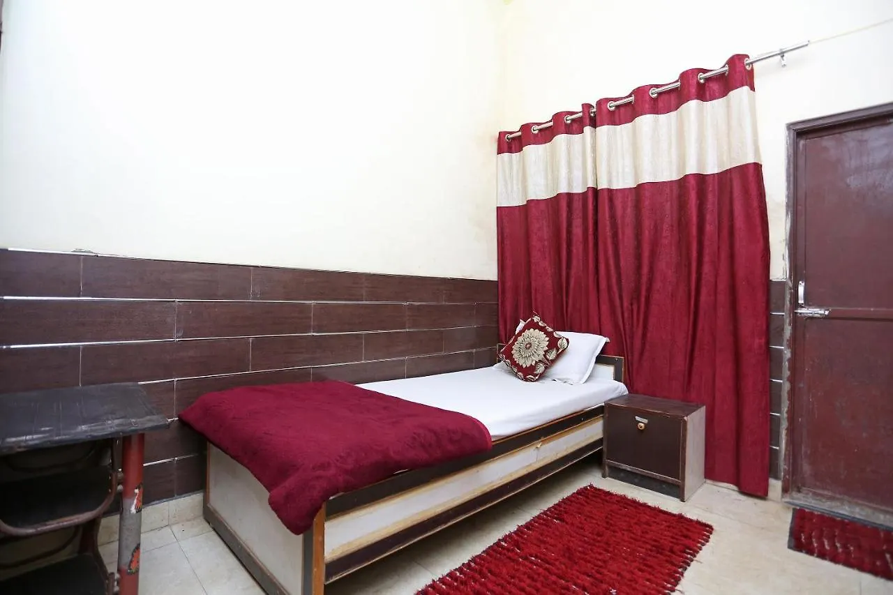 Ashiyana Guest House Varanasi India